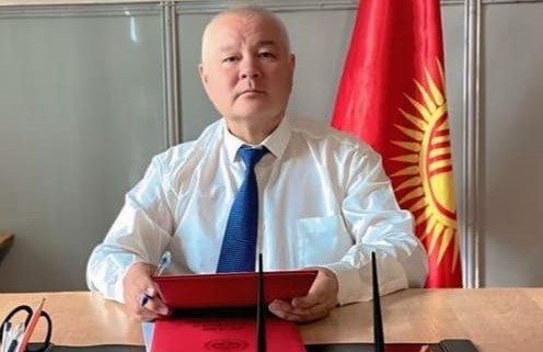 Медетбек Азыков: «Сотрудничая с работодателем, государство решает одну из самых острых социальных проблем»