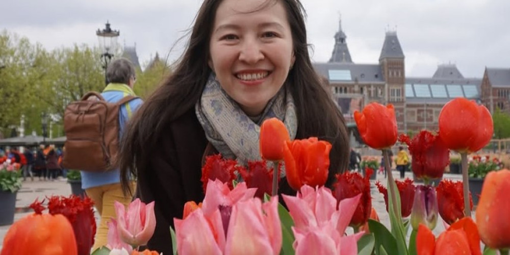 Айсулуу Алмаз: Ашыкча байлык эч убакта ырахат алып келбейт