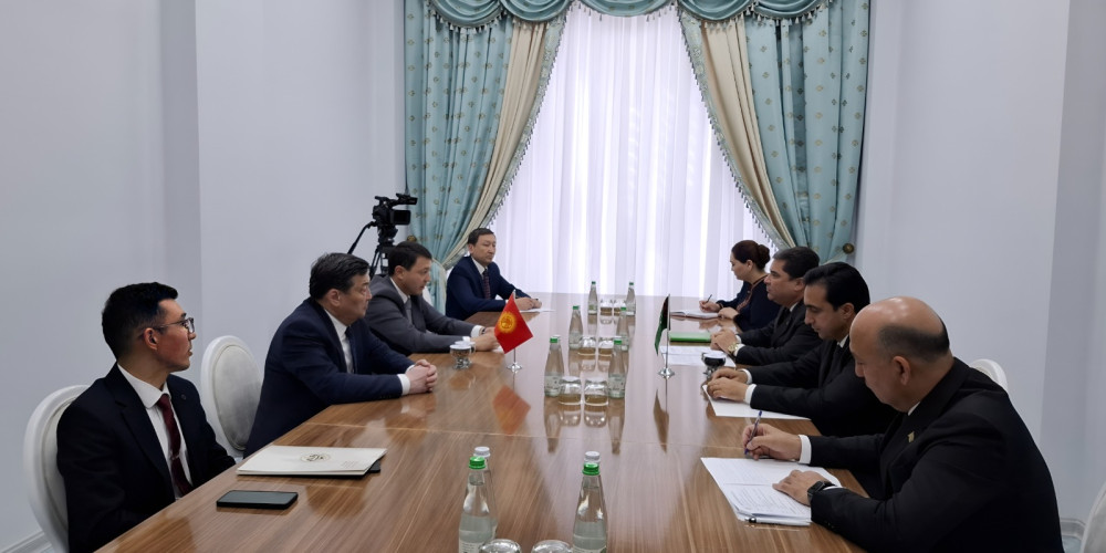 Кыргызстан менен Түркмөнстан маданий кызматташууну чыңдайт