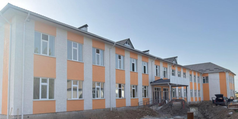 Ноокат районунда 275 орундуу мектептин курулушу аяктап калды 