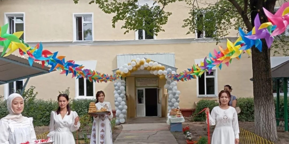 Майлуу-Суу шаарында кайтарылган бала бакчанын ачылышы болду