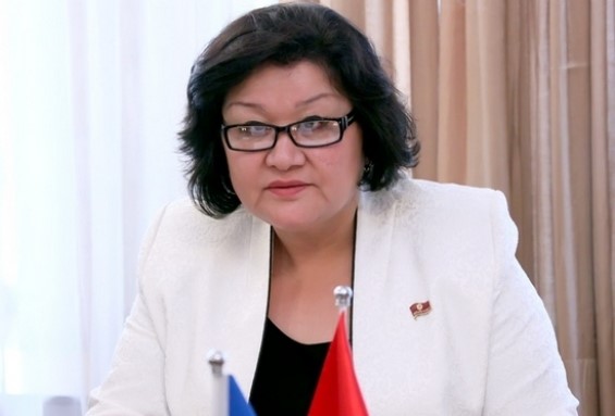 Жылдыз Жолдошова: Красота – это не только внешность, но и мировоззрение. Любовь мужчины сохраняется не красотой, а мудростью