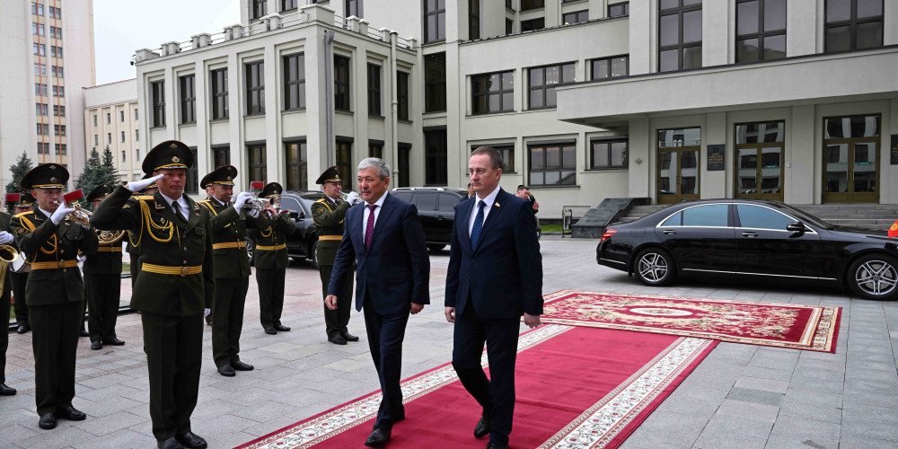 Адылбек Касымалиев менен Беларусь Республикасынын премьери расмий жолукту