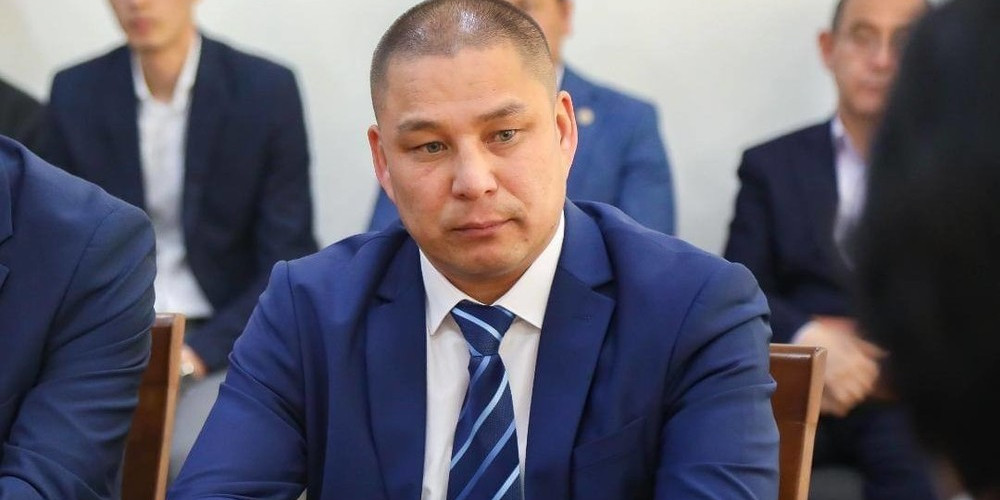 Айбек Абдымомунов Дене тарбия жана спорт мамлекеттик агенттигинин директору кызматынан бошотулду