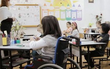 ЕБ Кыргызстанга сапатуу жана инклюзивдүү билим берүүнү колдоо үчүн 6,5 млн евро бөлдү
