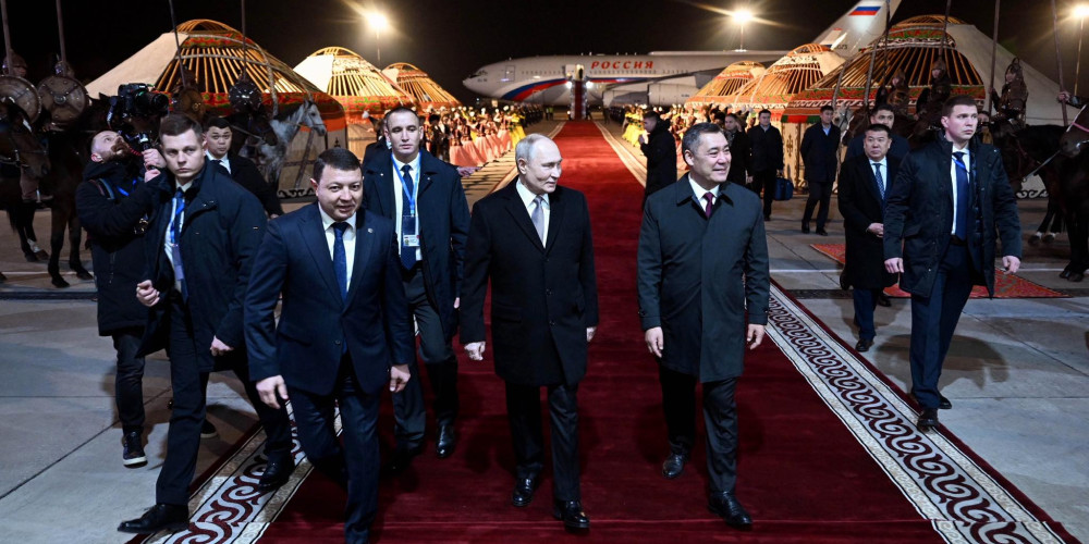 Россиянын президенти Владимир Путин Кыргызстанга мамлекеттик сапары менен келди