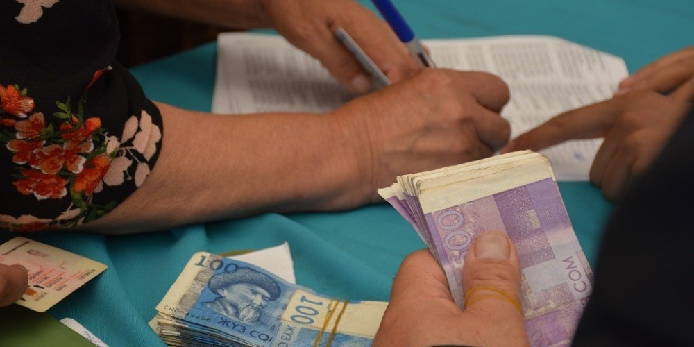 Соцфонд жыл башынан бери 55 миңден ашуун жаранга пенсия чектеди