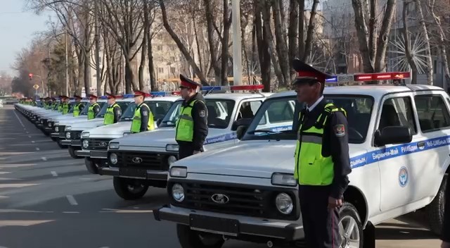Подразделения милиции получили более 600 новых служебных автомобилей с начала года