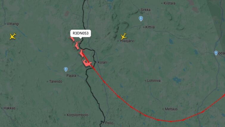 Санта-Клаус начал мировой облет и уже раздал почти 3 миллиарда подарков