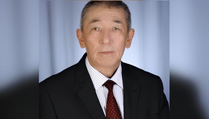 Манас Саматов: Элибиз менчик жерин өздөштүрүп, тың оокат жасоону үйрөнүп алды. Болду, аларга тийбегиле, байболгурлар...