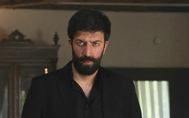37-летний актер Рамазан Тетик умер после разрыва аорты, несмотря на 13-часовую операцию