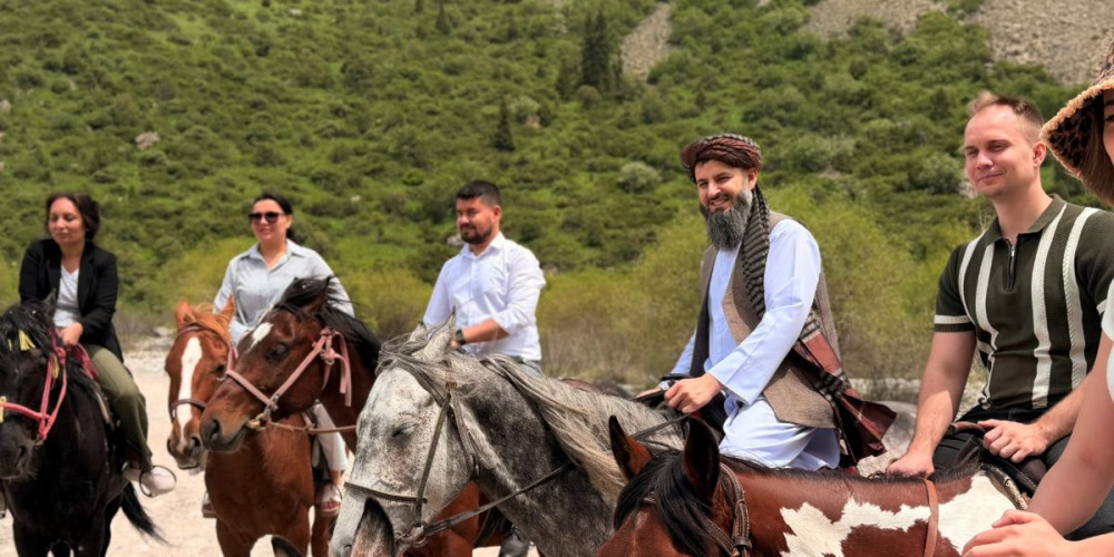 Иностранным дипломатам презентовали туристические возможности и инвестиционный потенциал Кыргызстана