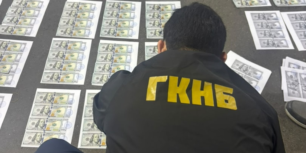 ГКНБ задержал адвоката и его сообщника по подозрению в мошенничестве на $100 тысяч