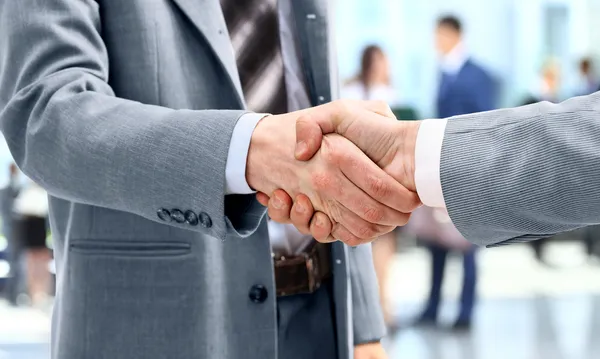 Кыргызстан и вьетнамская ROX Group обсудили сотрудничество в сфере блокчейна и инвестиций