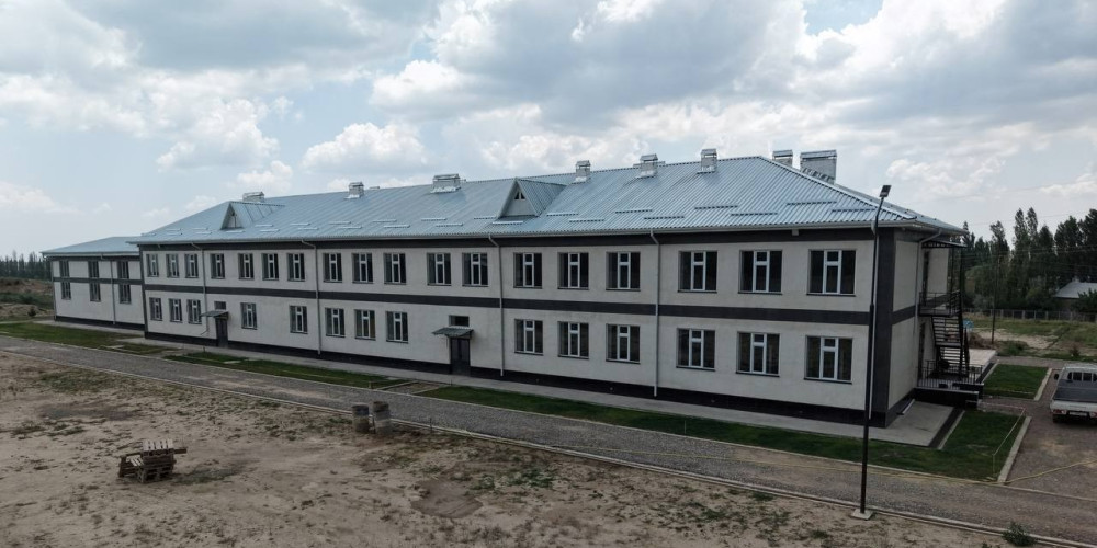 В Джалал-Абадской области построили новую школу на 600 учеников за 98 млн сомов