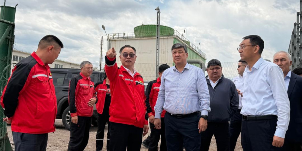 “Жунда” заводу бензин өндүрүүнү айына 50 миң тоннага чейин жеткирет
