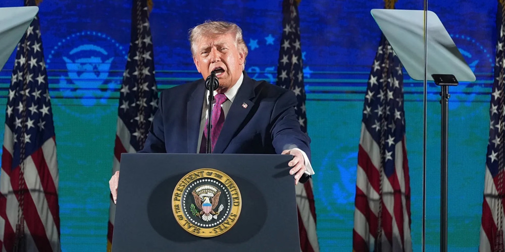 Трамп назвал коммунизм главной угрозой для Америки
