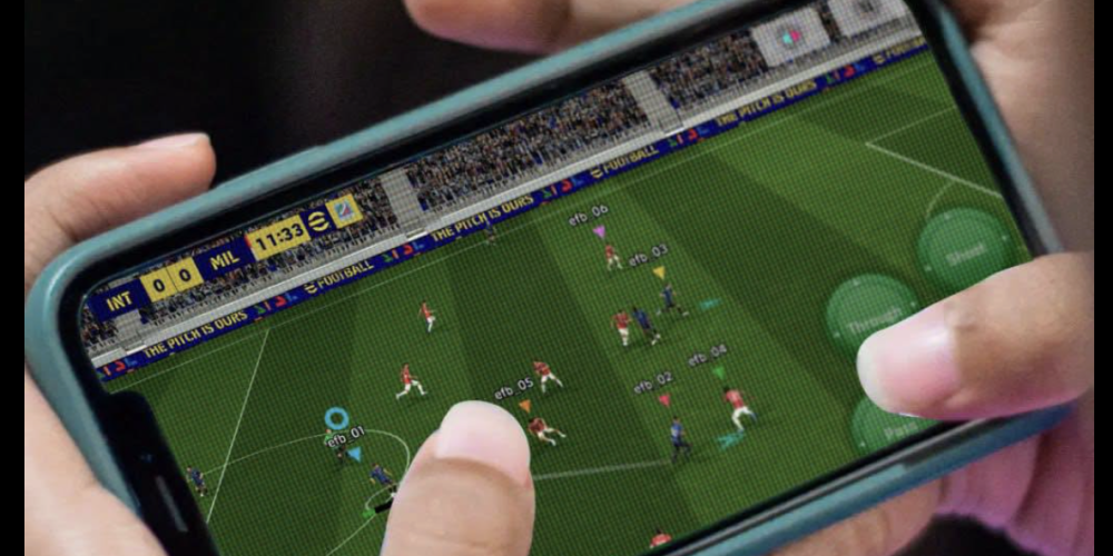Кыргызстандын киберфутбол боюнча улуттук курамасы FIFA E мелдешинде өлкө намысын коргоду