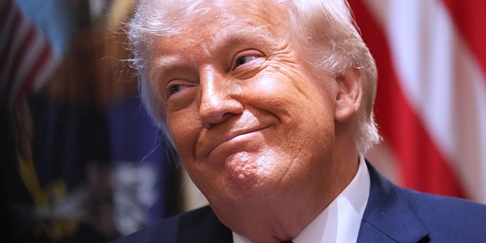 Инвесторам предложат получать посты Трампа раньше широкой аудитории