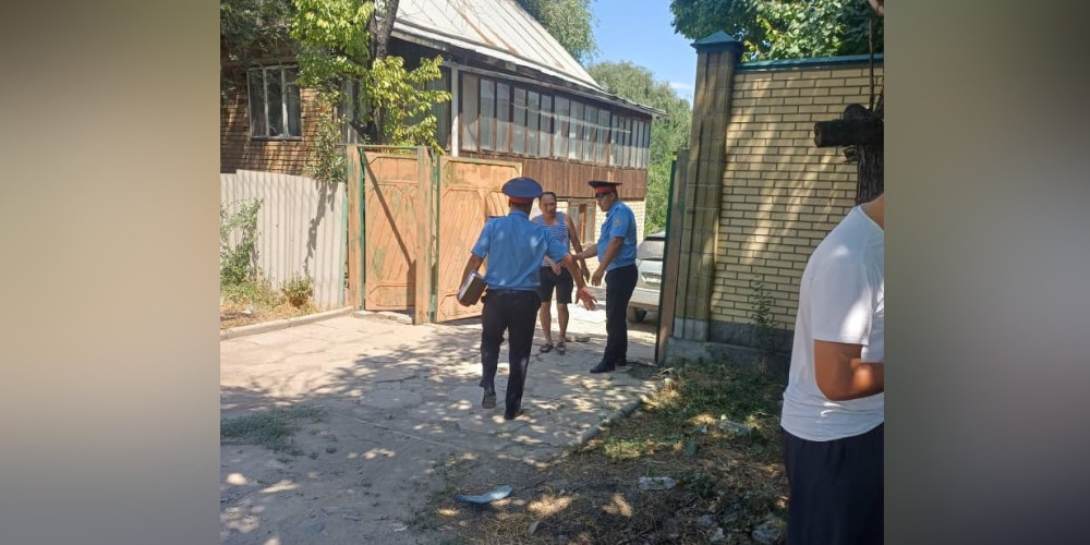 Кожомкул милиция бөлүмчөсү: Баңгизаттарды жашыруун жайгаштыруу фактыларынын алдын алуу боюнча рейд өткөрүлүүдө