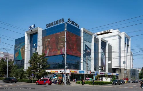 Арендаторы ЦУМа заявили, что с них повторно требуют до $80 тысяч за торговые места