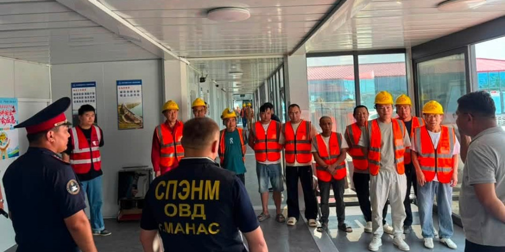 Манас шаарында чет элдик жарандар арасында түшүндүрүү иштери жүрүүдө