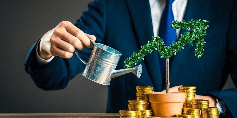 НСК: зарплаты в сфере искусства и развлечений выросли почти на 50%