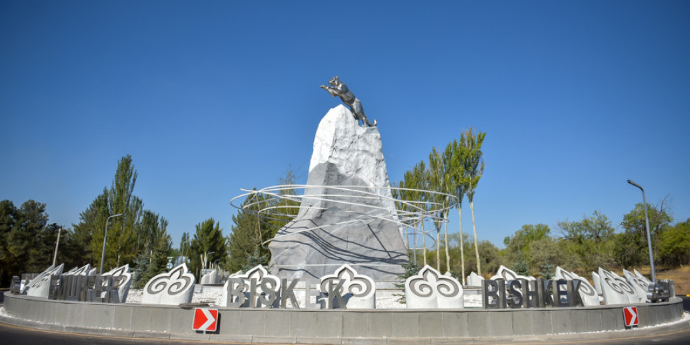 ШКУ саммити жана VI Дүйнөлүк көчмөндөр оюндары: Бишкек шаарынын мэри делегациялар өтүүчү маршруттагы объектилердин даярдыгын текшерди