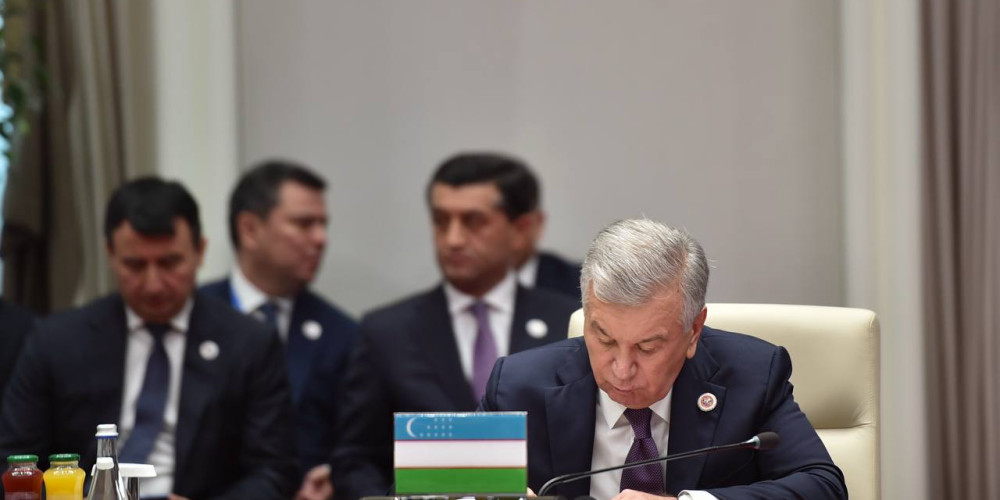 Мирзиёев предложил связать промзоны, рынки и логистику стран ШОС в единую систему