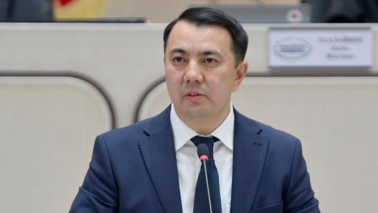 Спикер ЖК: участие действующего президента в выборах не дает ему преимуществ