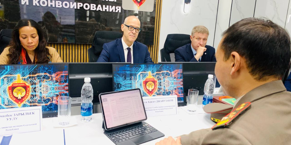 Соттолгондордун колоннасы жогорку технологиялык система менен башкарылат