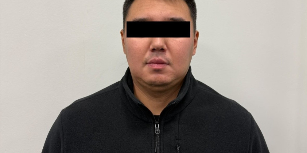 ГКНБ задержал таможенного инспектора после пропуска 98 опор освещения под видом черного металла