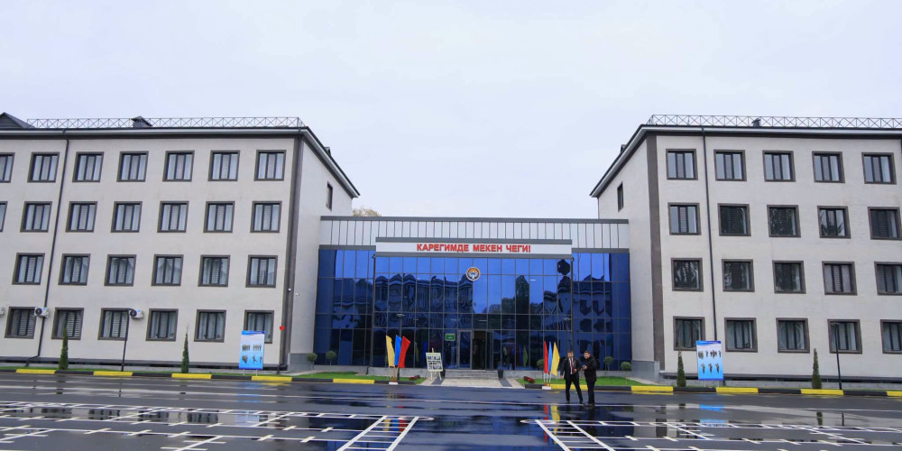 В Оше открыли обновленный комплекс Пограничной службы