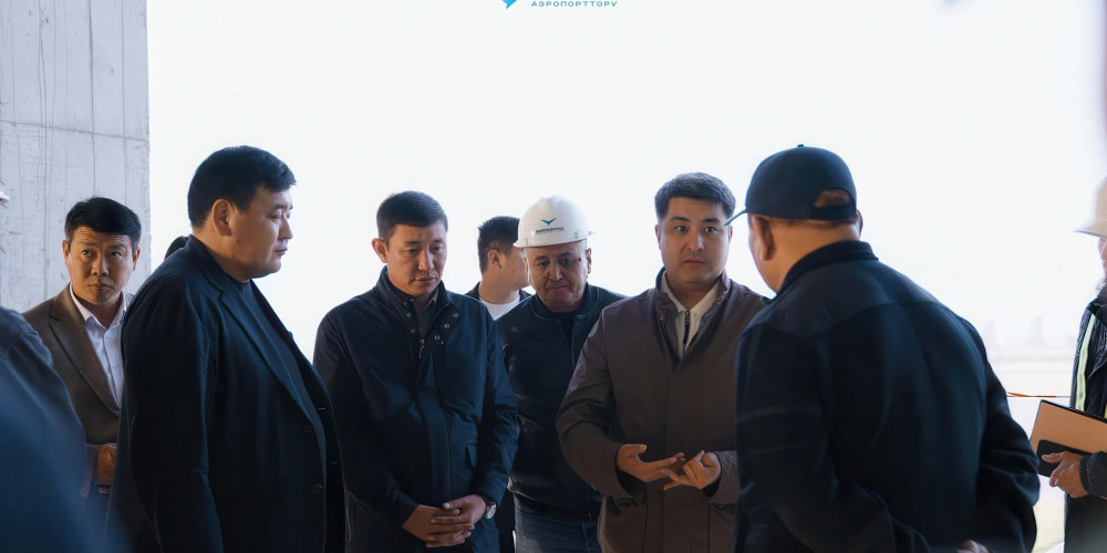 Самидинов Ош жана Жалал-Абаддагы аэропорттордун курулушун текшерди