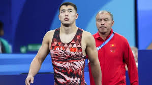 Акжол Махмудов завоевал первую медаль Кыргызстана на чемпионате мира в Астане