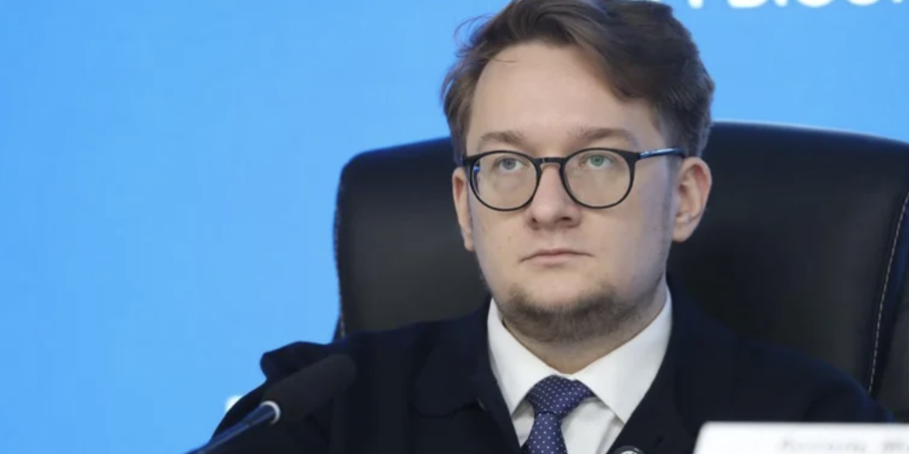 «Олжас Сулейменов быстрее искусственного интеллекта»: новое пособие переделывали около 40 раз