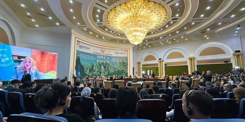 Кыргызстан представил ключевые инициативы на экономическом форуме СПЕКА