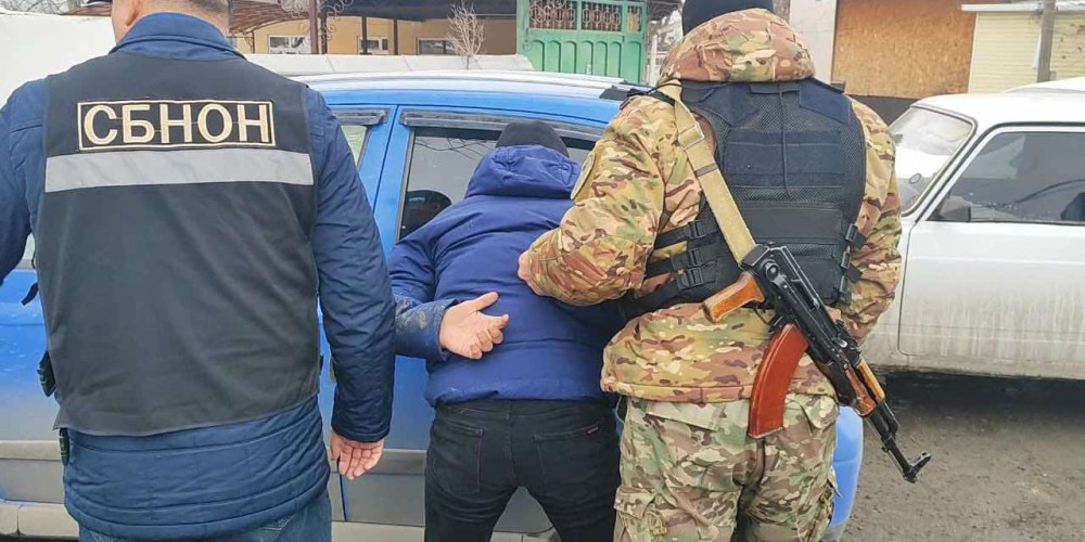 В Оше задержаны члены преступной группы, занимавшейся сбытом наркотиков