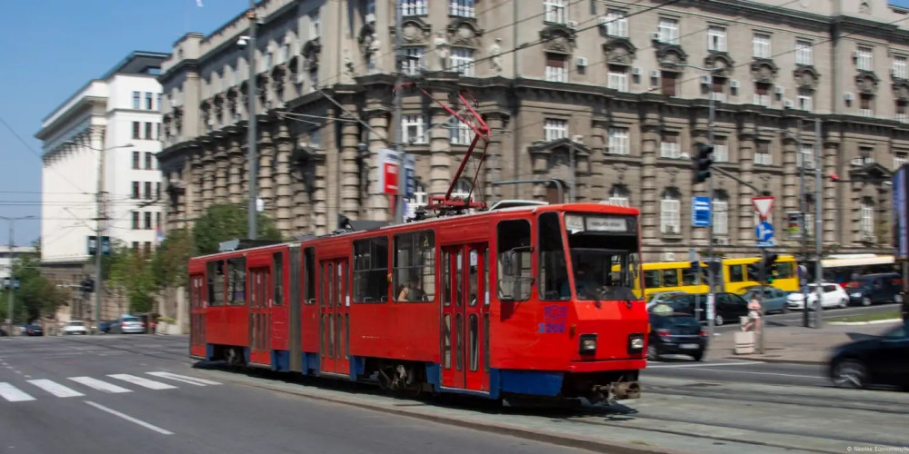 В Сербии придумали, как пересадить население на общественный транспорт: Отменили оплату