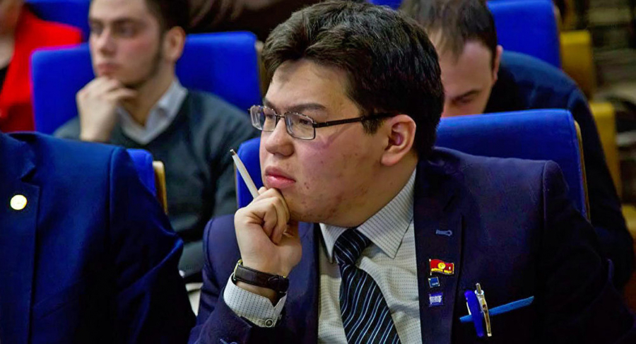 Темирлан Султанбеков самостоятельно не может вставать