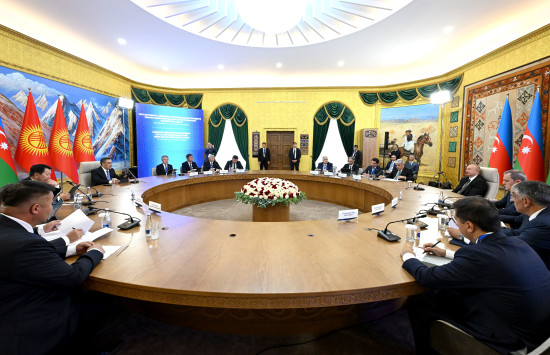 Кыргызстан менен Азербайжан Өнүктүрүү фондунун капиталы $200 млн чейин көбөйтүлдү