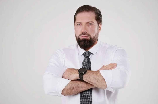 Без стереотипов: Вячеслав Лобырев о стихах, музыке и жизни вне шаблонов