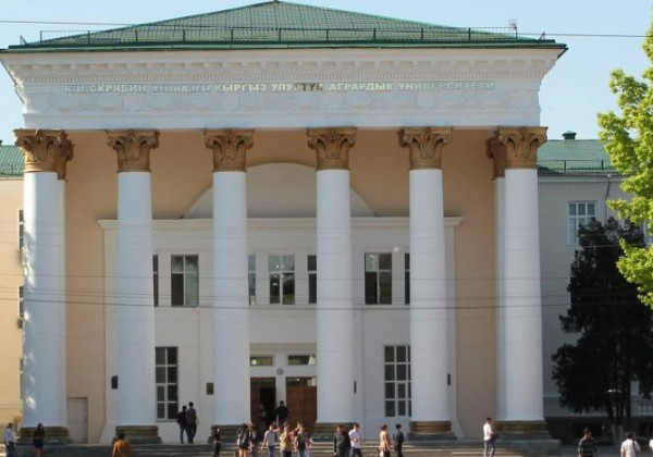 Министрлик Агрардык университеттин студенттерине дуалдык билим алууга шарттарды түзүп берди