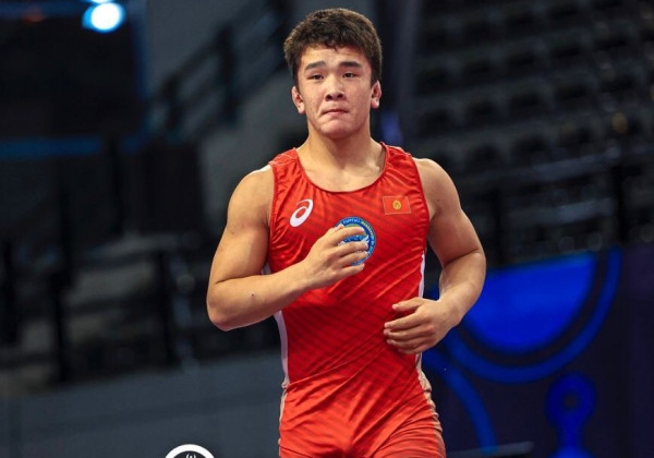 Биздин спортчу эркин күрөш боюнча дүйнө чемпионатында коло байгеге ээ болду