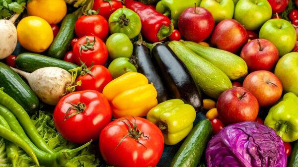 Какие области Кыргызстана обеспечивают 65% сельскохозпродукции?
