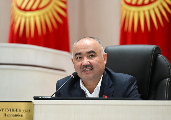 Айыл өкмөт башчыларын ротациялоо саясаты токтотулду