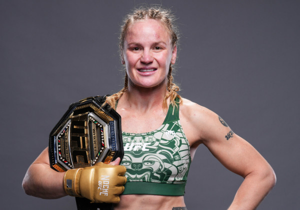 Валентина Шевченко признана лучшей женщиной-бойцом MMA вне весовых категорий