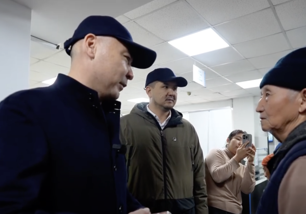 Пландар тышкары текшерүү. Туманбаев «Унаа» мекемесине барып, бир катар тапшырмаларды берди