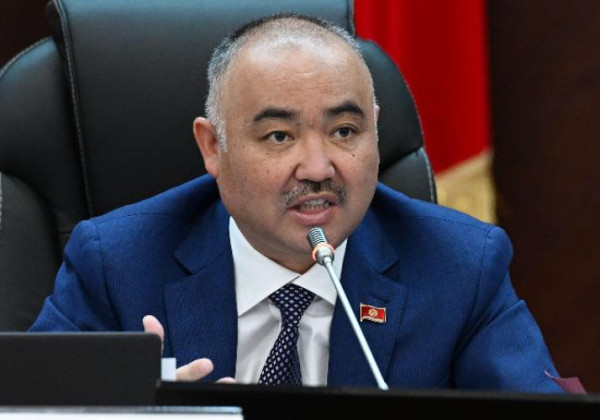 Экс-спикер Нурланбек Тургунбек уулу готов отказаться от мандата