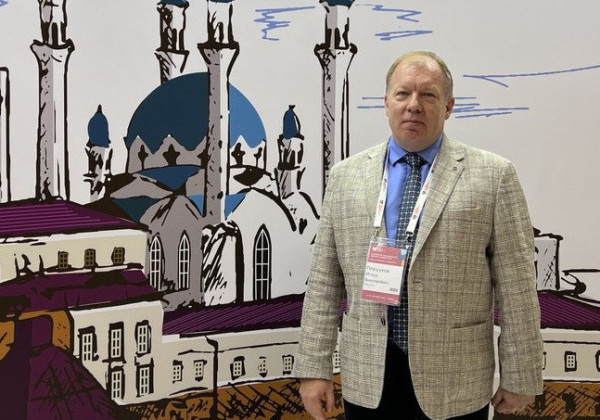 Игорь Першуков: Москвадагы кардиоборбордон Жалал-Абад университетиндеги кафедраны жетектөөгө чейин